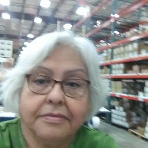 Meet your Posher, Celina